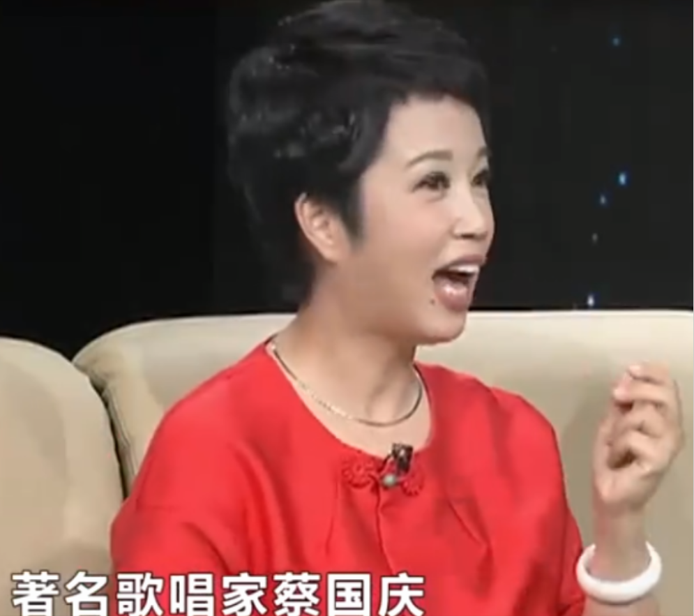 回顾黄薇与蔡国庆青梅竹马照顾偏瘫父亲11年九旬老母让她泪目