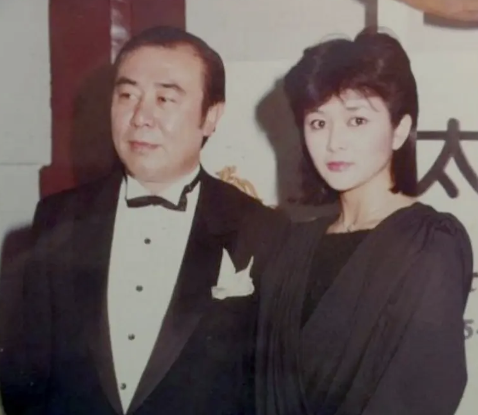 演员关山与女儿28年断绝来往女儿关之琳为其准备400万墓地