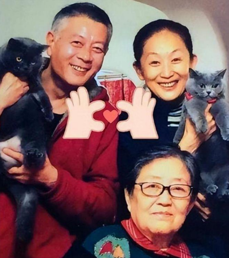 回顾巫刚当过木工电工和前妻结婚15年无儿无女和陈瑾相伴20年