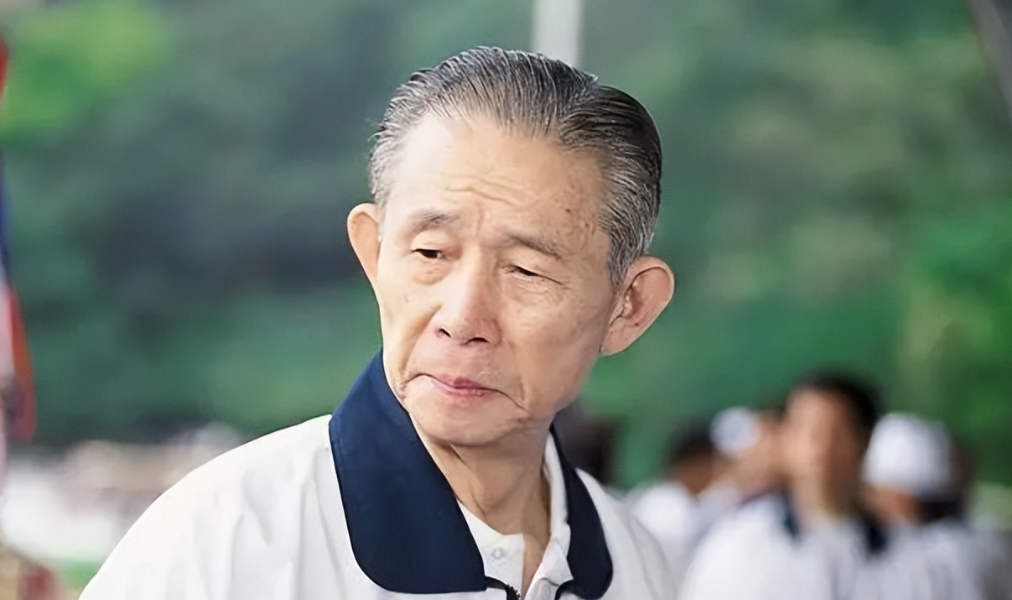 回顾:王永庆是如何成为商业传奇的?他计划买的15万亩地怎样了?