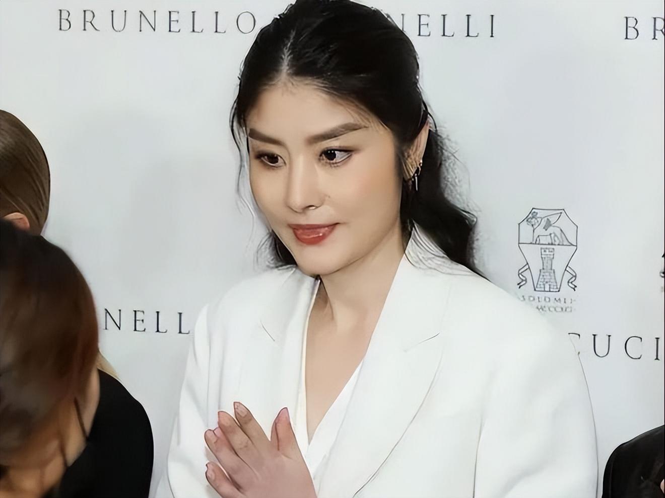 陈慧琳一个被宠上天的女人出道25年零绯闻47岁活成公主