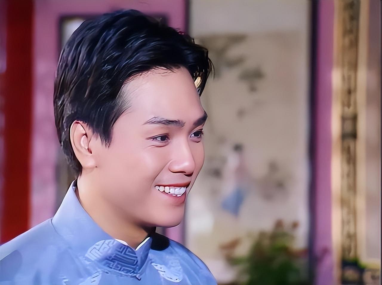 伍卫国是周润发的前辈出道就演主角今71岁活成人间清醒