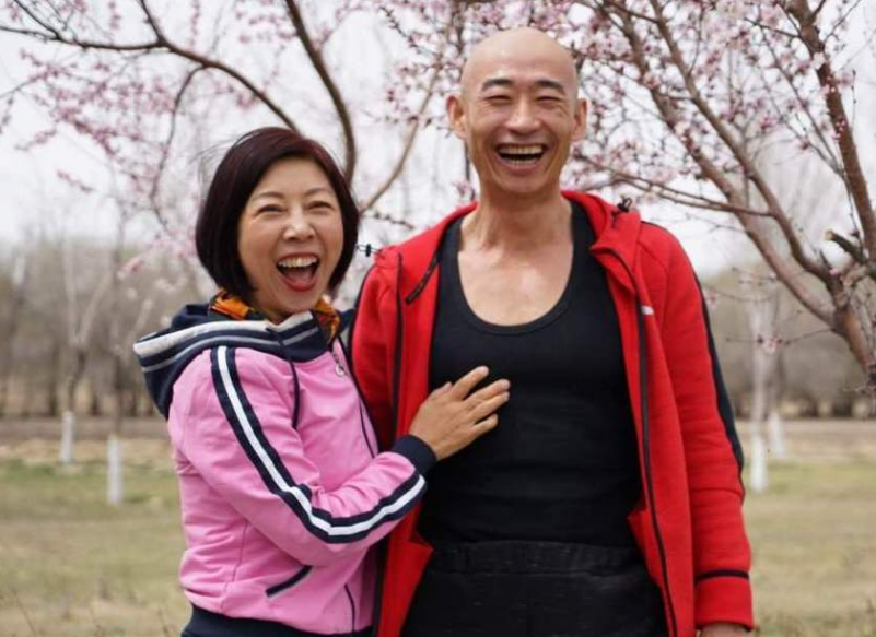 回顾亮剑演员真实夫妻丁伟李云龙楚云飞妻子都很美