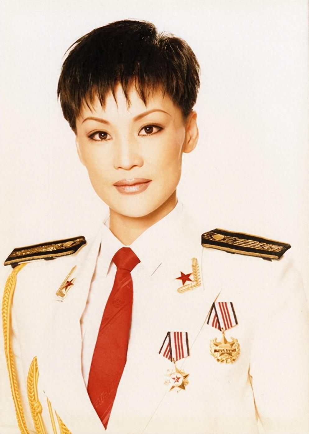 红极一时的范琳琳两年内接连痛失父母丈夫是大家熟悉的音乐人