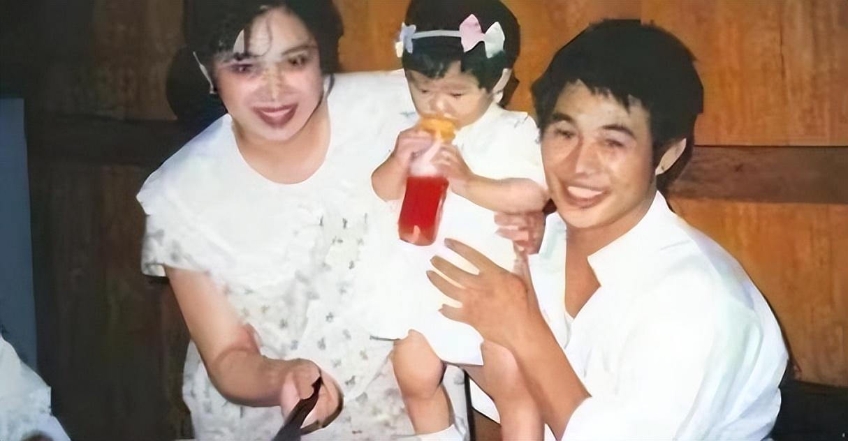 李思父亲是李连杰母亲是黄秋燕我是留守儿童34岁仍然未婚