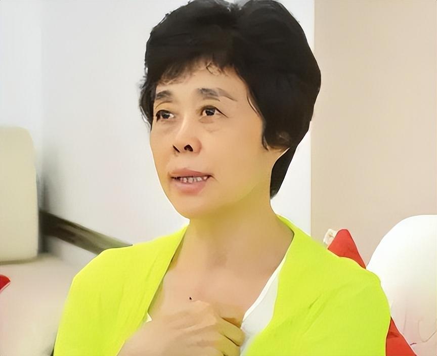 前女排队长孙晋芳:曾带队拿三连冠,抗血癌10余年,69岁现状如何