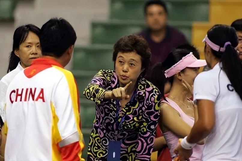 前女排队长孙晋芳:曾带队拿三连冠,抗血癌10余年,69岁现状如何