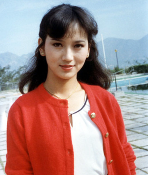 回顾冻龄女神赵雅芝三个儿子是她的骄傲