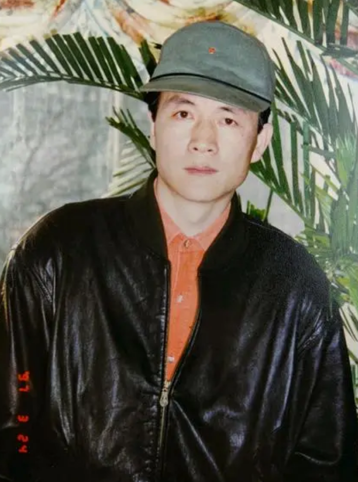 结语作为同父同母的一对亲兄弟,纵观温海波和温海涛两人的人生经历