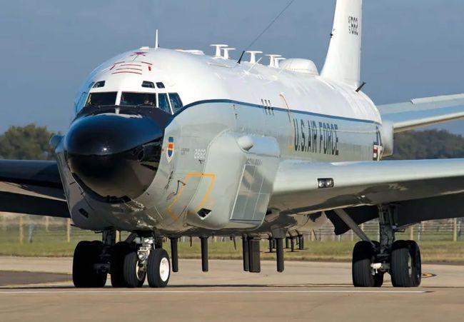 回顾美国飞机抵近中国侦察沿海往返十次我国为何气定神闲