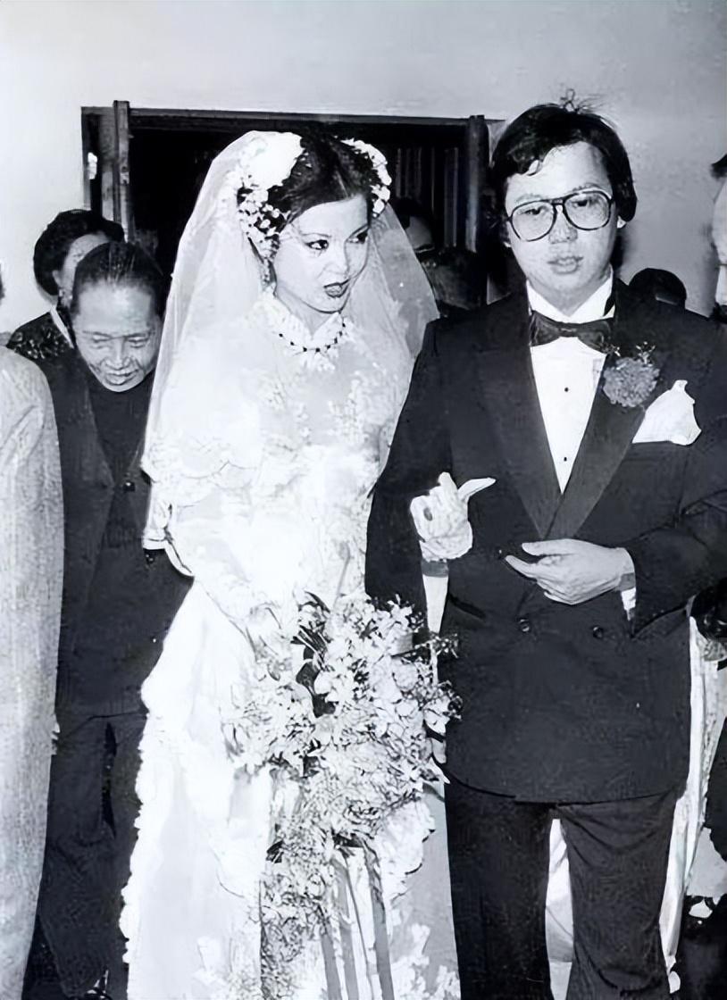 她是小婉君嫁豪门生5子后丈夫爱上王祖贤婆婆霸气给4亿离婚费