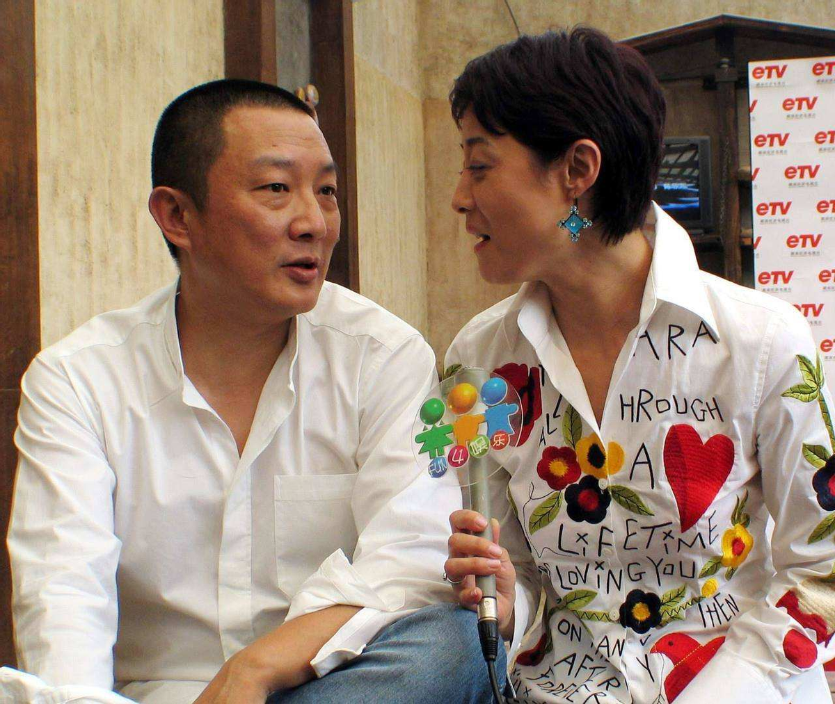 刘蓓三婚携子再嫁前夫亲儿子是她的骄傲明星继子让她烦恼