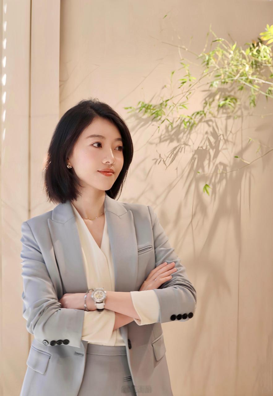 小姐姐干练清爽的穿搭太美了676767