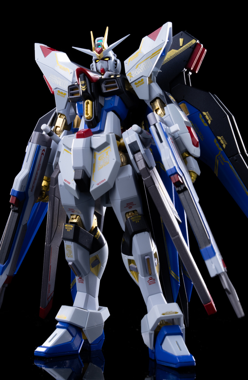 模型欣赏:metal robot魂 强袭自由20th版,涂装细节较原版有所提升,by