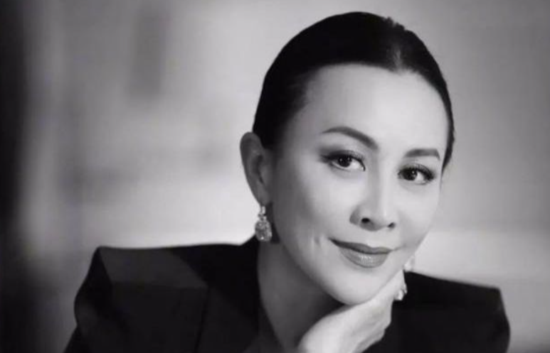 女港星"天花板"刘嘉玲,嫁给梁朝伟之前,还和黎明有过一段故事