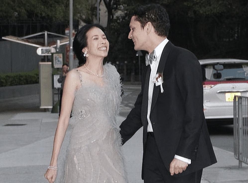 回顾自愿嫁给素人的8位女星一个比一个清醒比嫁豪门还幸福