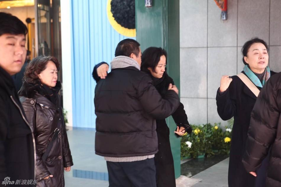 何群去世,剧雪退出演艺圈