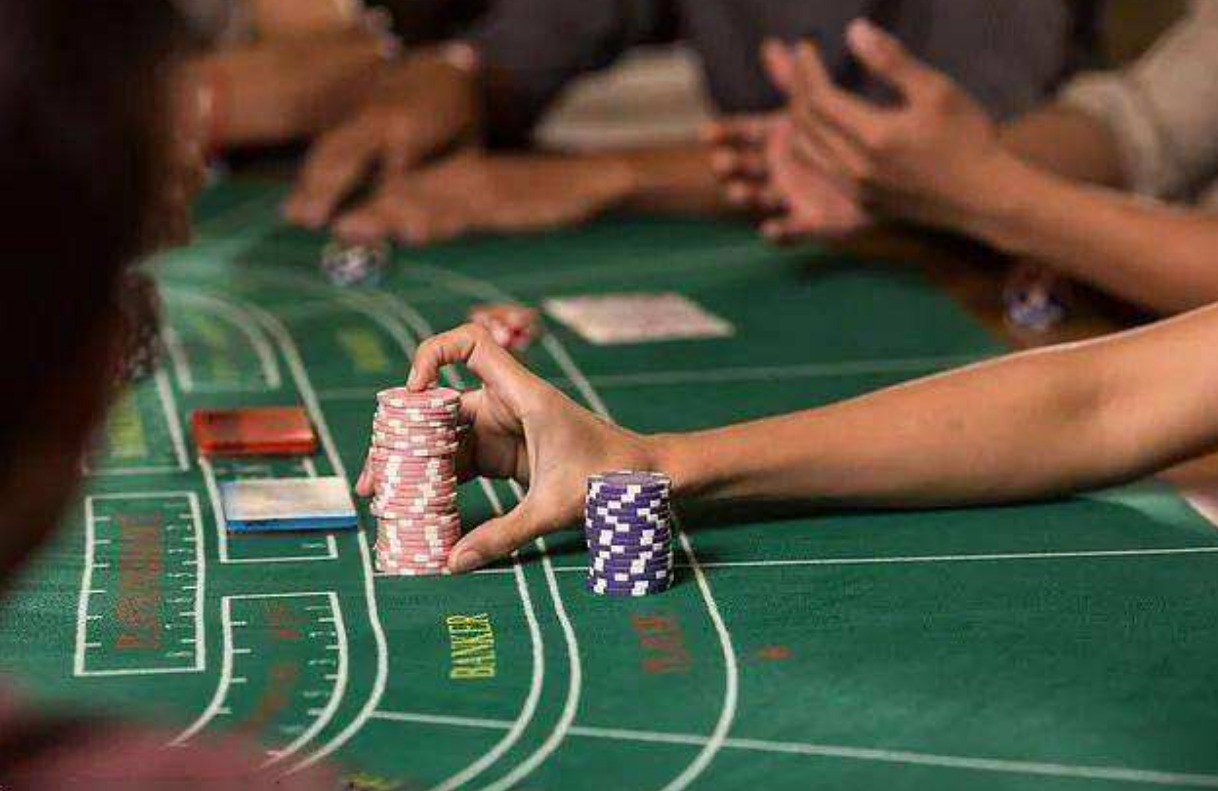 回顾华裔毒王在赌场一夜输光4个亿曾靠演技在法庭上逃过一劫