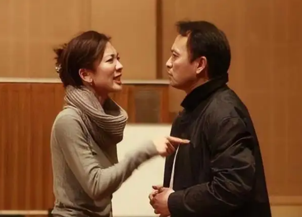 回顾丁志诚照顾姐姐半辈子离婚后让女儿不缺父爱