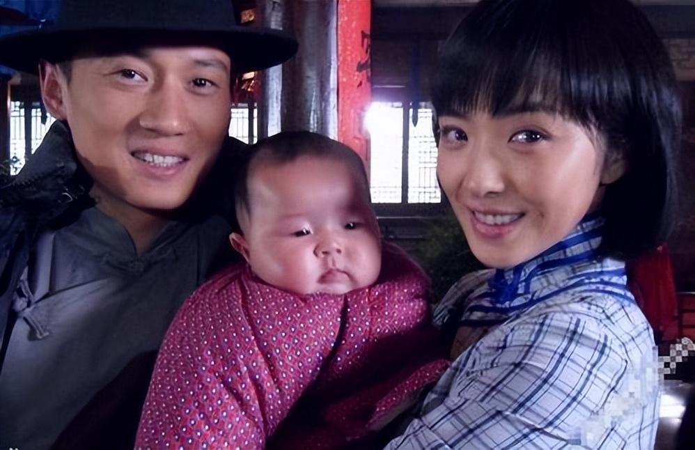 回顾演员徐洪浩比妻子大10岁戏里演父女戏外恩爱幸福惹人羡