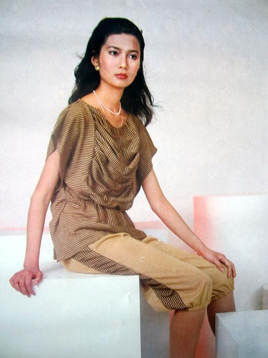 回顾李芸父亲和伯父都是知名演员结婚又离婚二嫁小提琴家