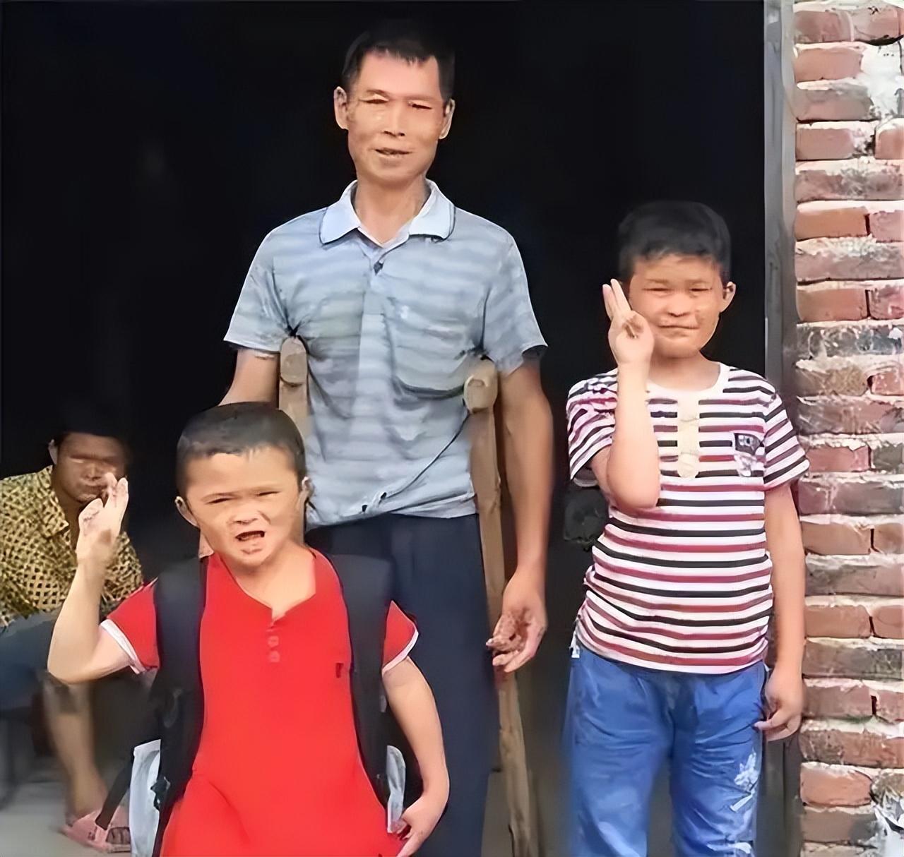 2015年江西7岁男孩范小勤因酷似马云爆红如今怎样了