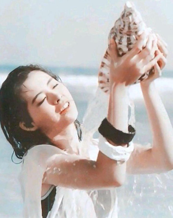 回顾曾经的梦中情人如今为何57岁仍然孤身一人