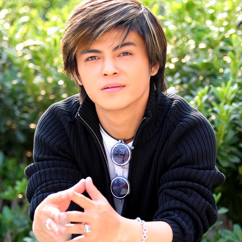 童星方超2岁成名18岁时因长得太矮没学可上47岁仍单身