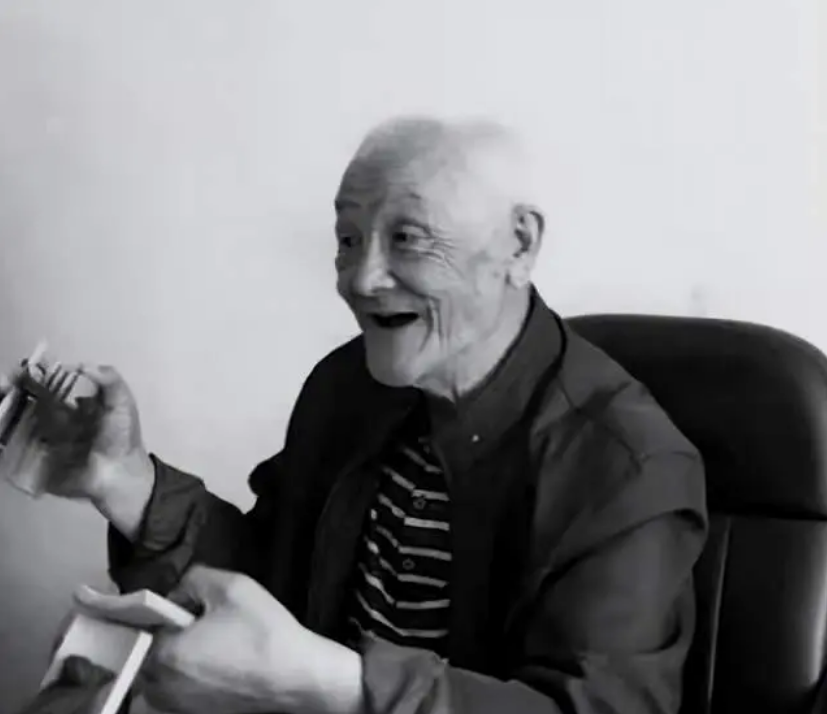 回顾一路走好7位演艺名人离世3个国家一级演员最小者仅44岁