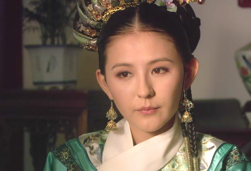 虽然叶澜依成了宁贵人,也有了享不完的荣华富贵,但这终究不是她想要的