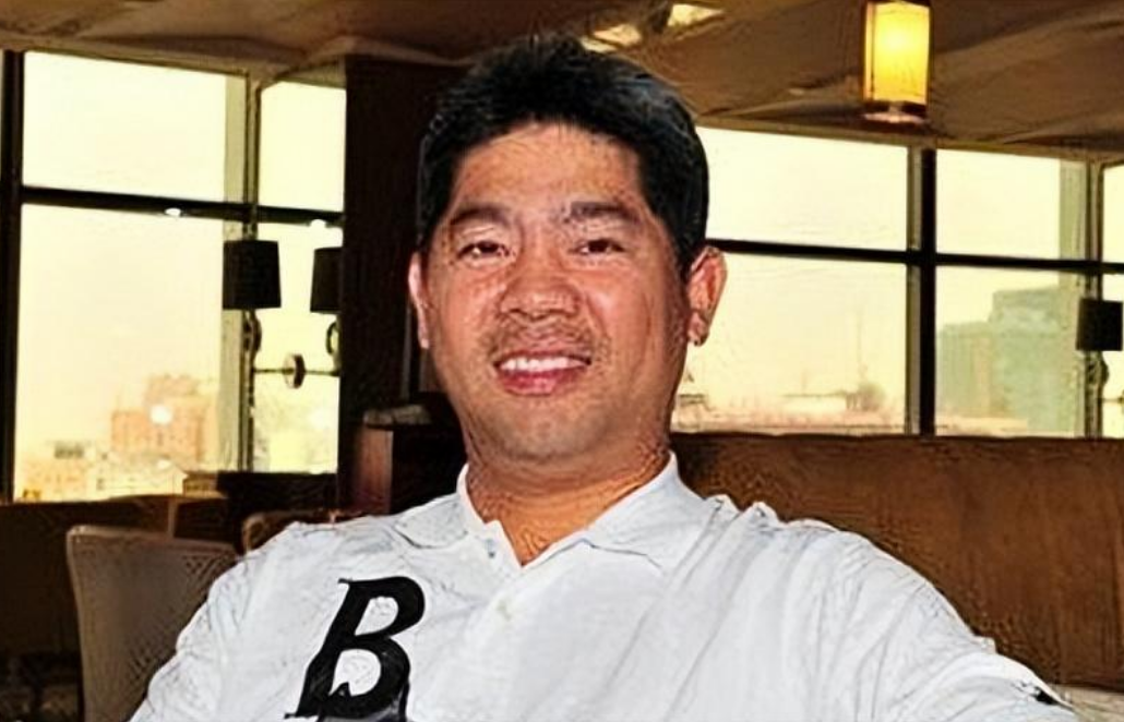 回顾邓丽君去世27年男友保罗再婚生子弟弟的坚持让人感动