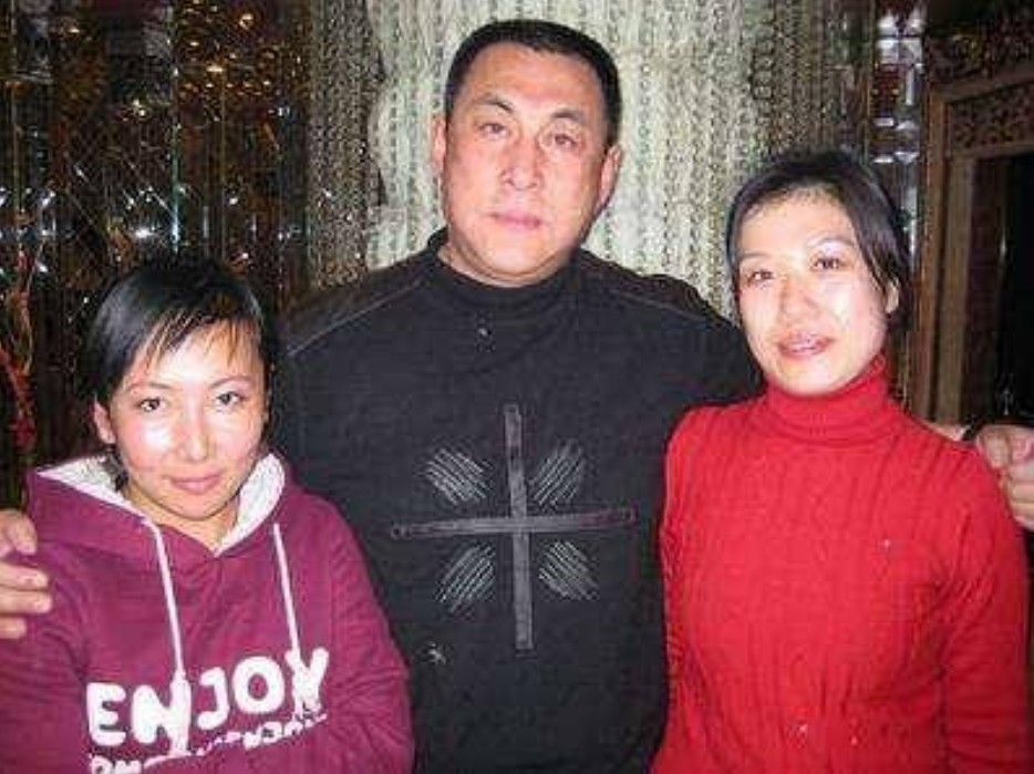 回顾陆树铭陪朋友参加话剧考试被考官相中被郭达推荐演了关羽