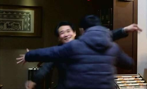 1987年江苏男子借朋友1000元25年后朋友成知名富商还了1000万