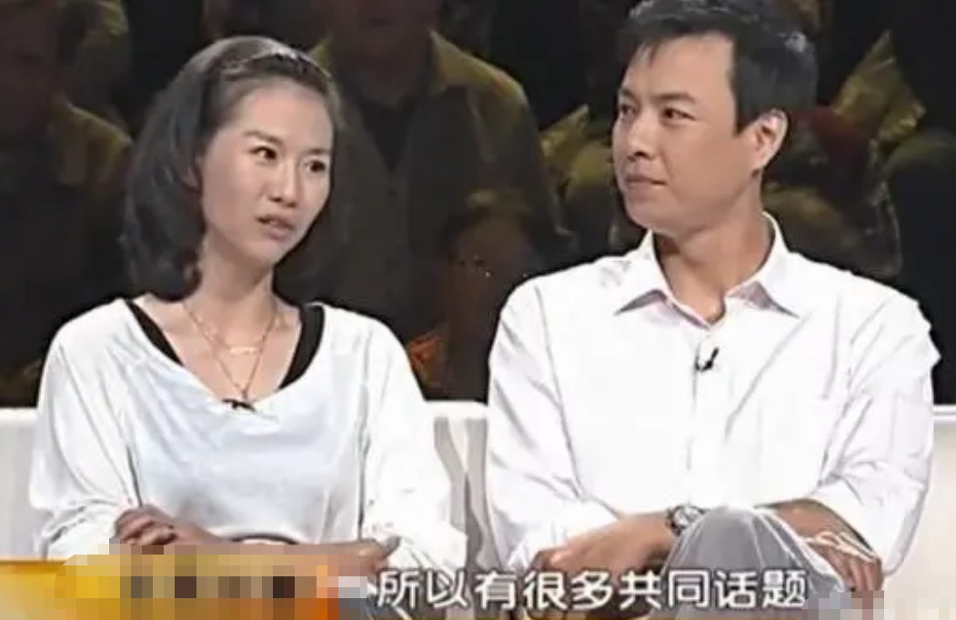 回顾朱铁娶普通妻子恩爱13年今47岁成人生赢家