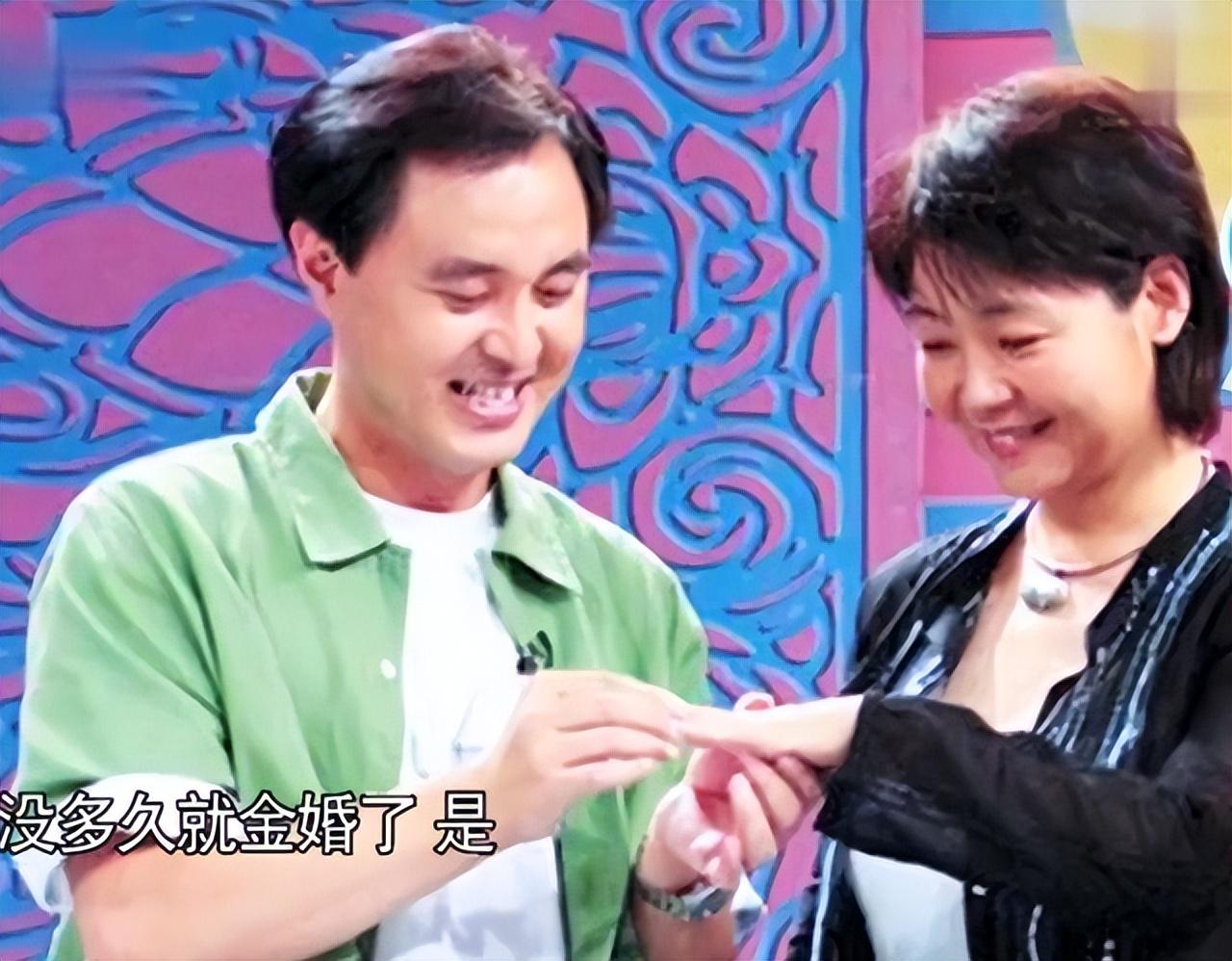 她38岁演闯关东成名嫁17岁初恋结婚33年丈夫甘当煮夫