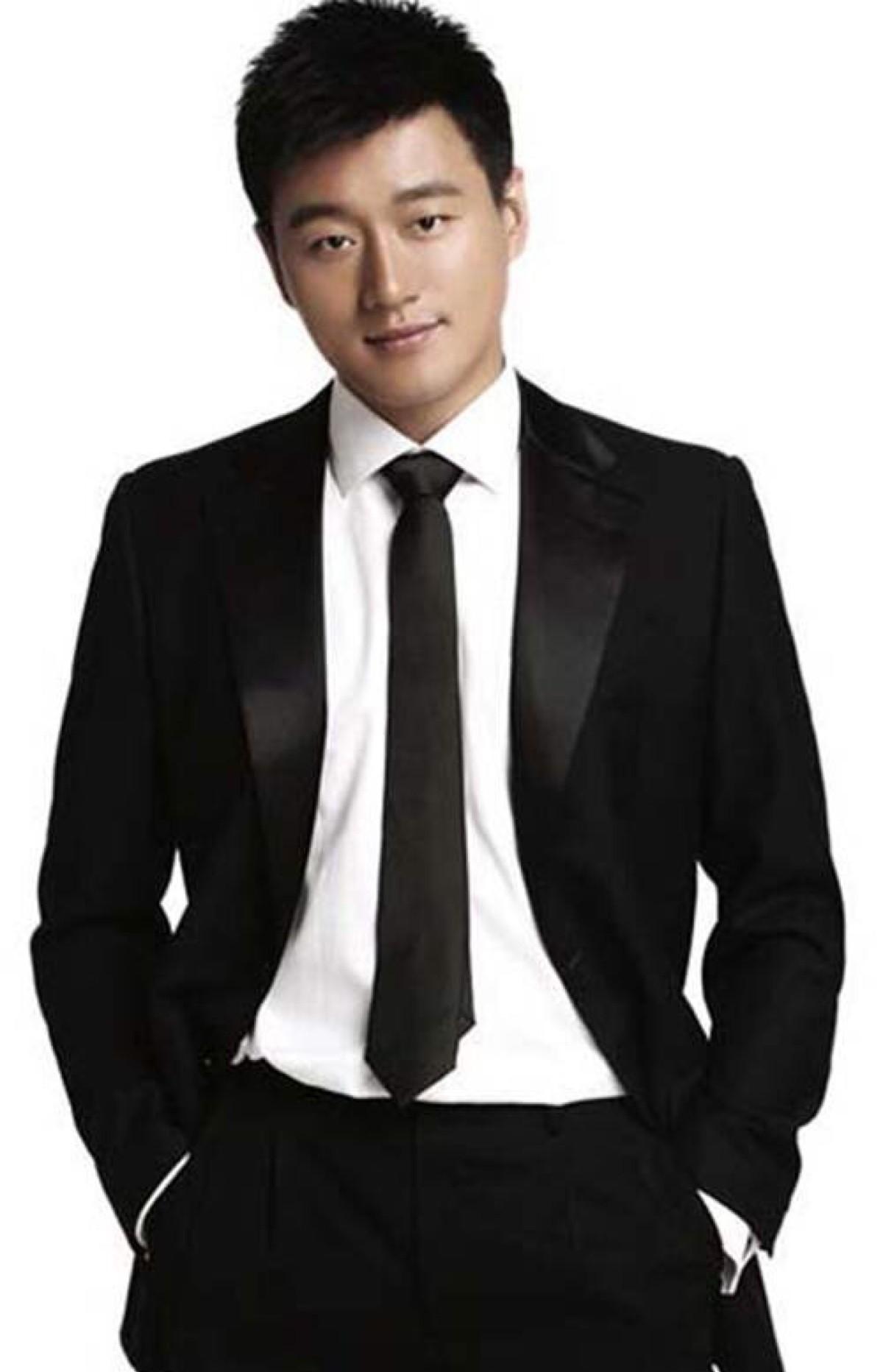 盘点娱乐圈的5个好男人长着一张多情的脸一生却只钟情于一人