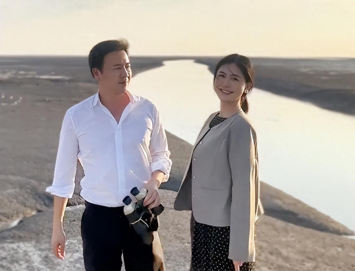 分手26年赖文峰出狱后结婚娇妻相伴杨钰莹的选择令人心疼