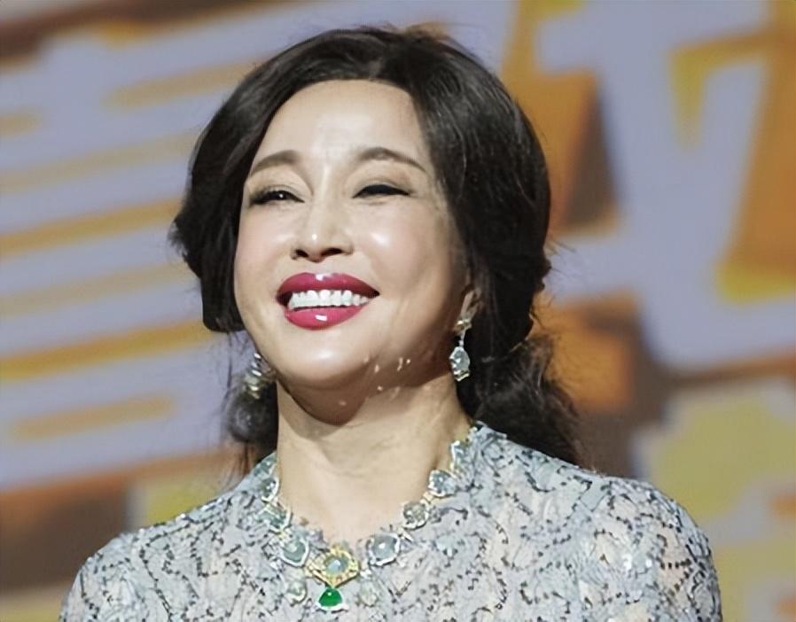 回顾陈国军三婚二离最爱前妻刘晓庆大儿子陈赫成为骄傲