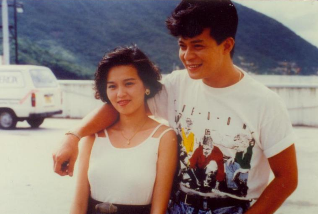 回顾黄日华妻子去世后他发誓终身不娶2年过去他做到了吗