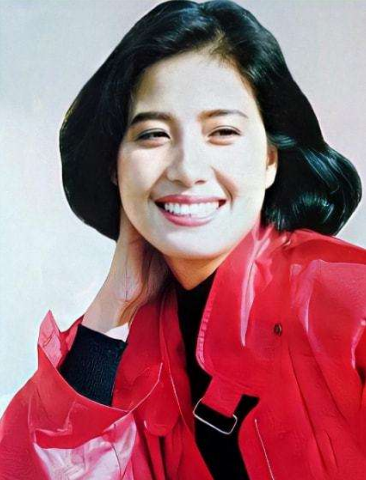 回顾吴玉华不愿丁克与前夫汪俊离婚改嫁画家连生两胎现状如何