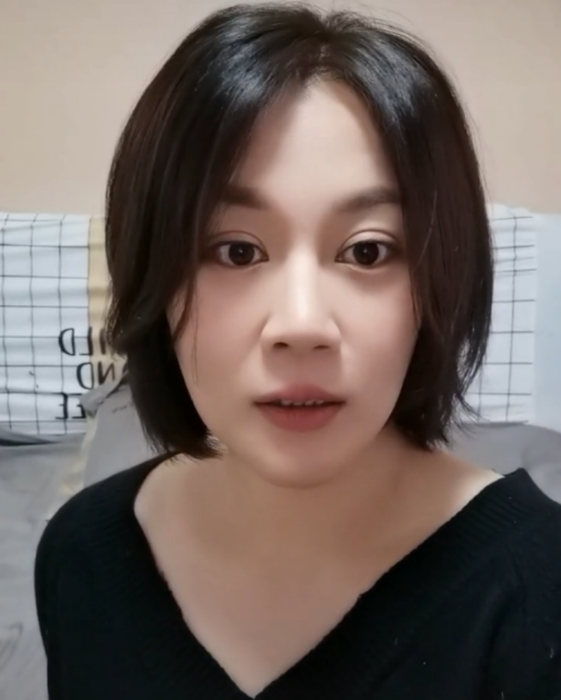 回顾高秀敏女儿李萱8年内父母双亡把公婆当成父母丈夫成她依靠