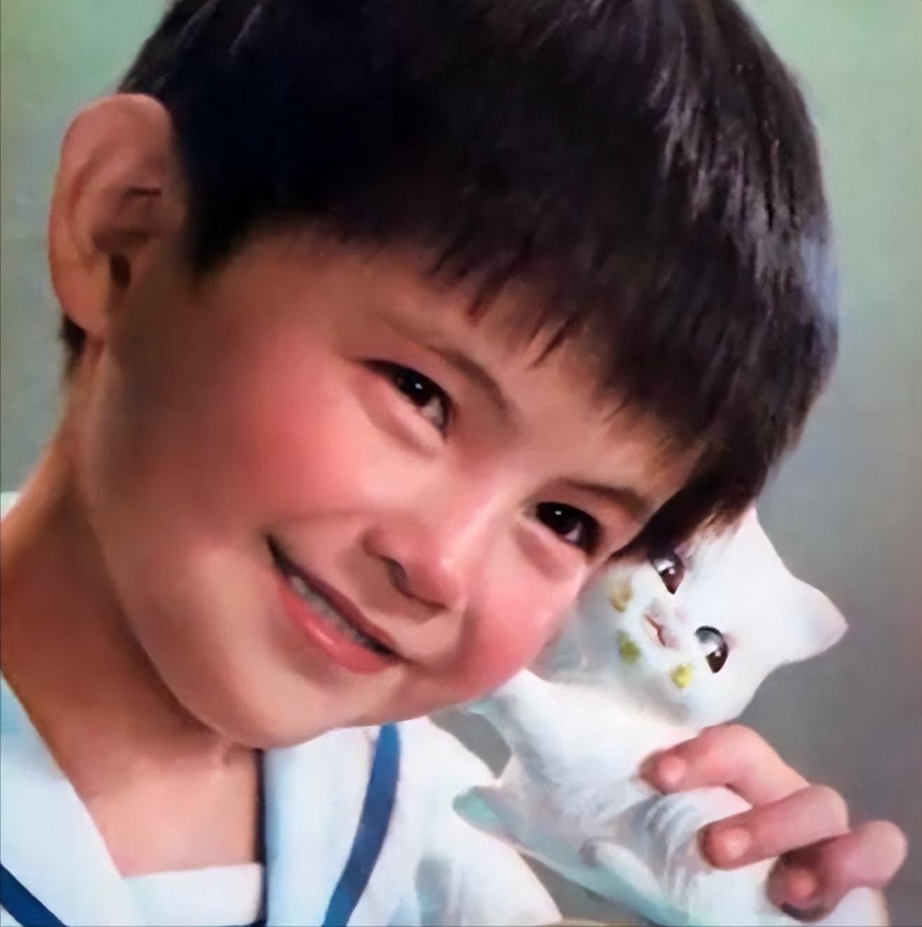 童星方超2岁成名18岁时因长得太矮没学可上47岁仍单身