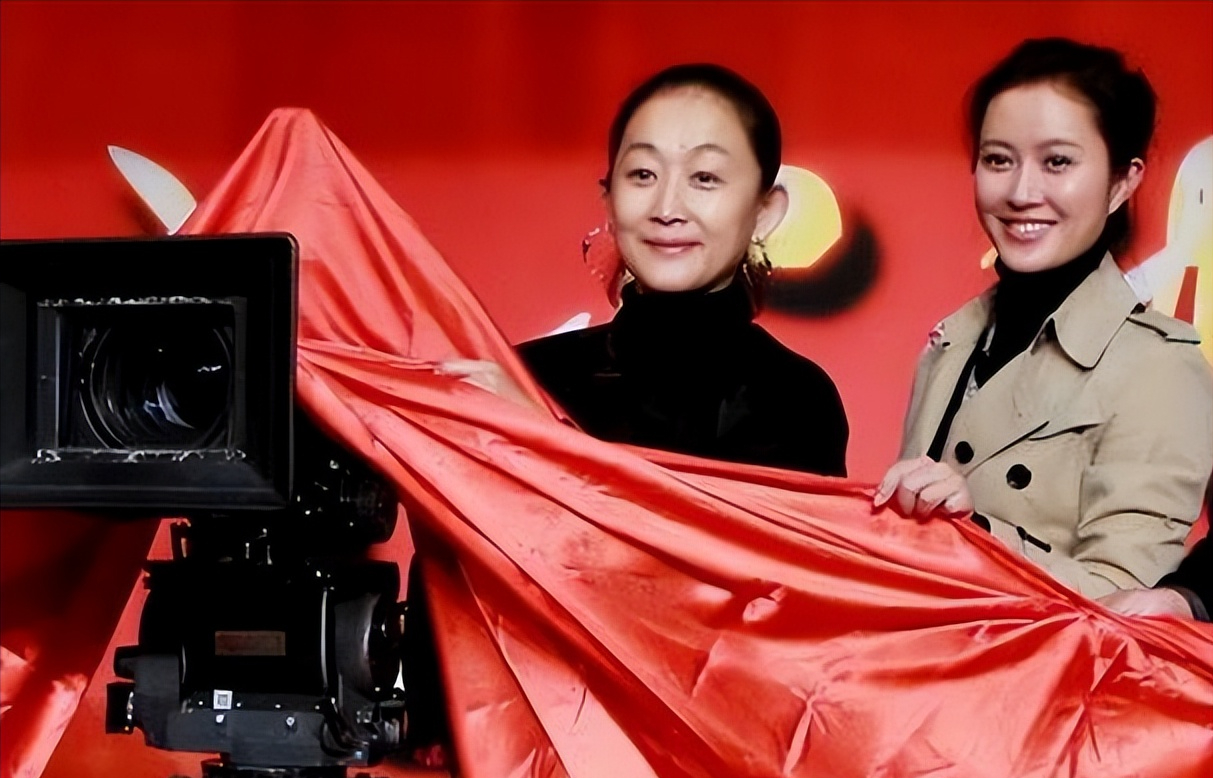 回顾陈瑾曾与亲哥哥相约不婚不育20年拒吃主食如今过得怎样