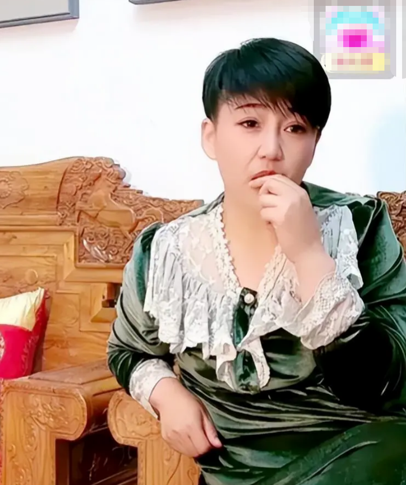 回顾胖丫赵本山是她师父杨树林是她丈夫现状如何