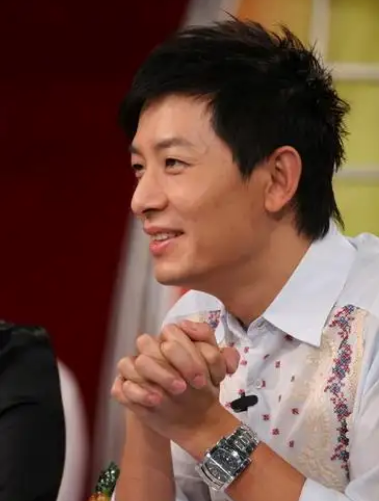 回顾戴军25岁因阿莲爆红52岁还是单身一人