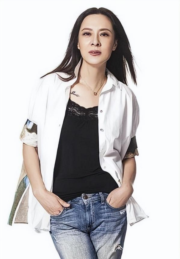 回顾李萍丈夫病重时忙着拍戏丈夫去世5年她的坚持让人泪目