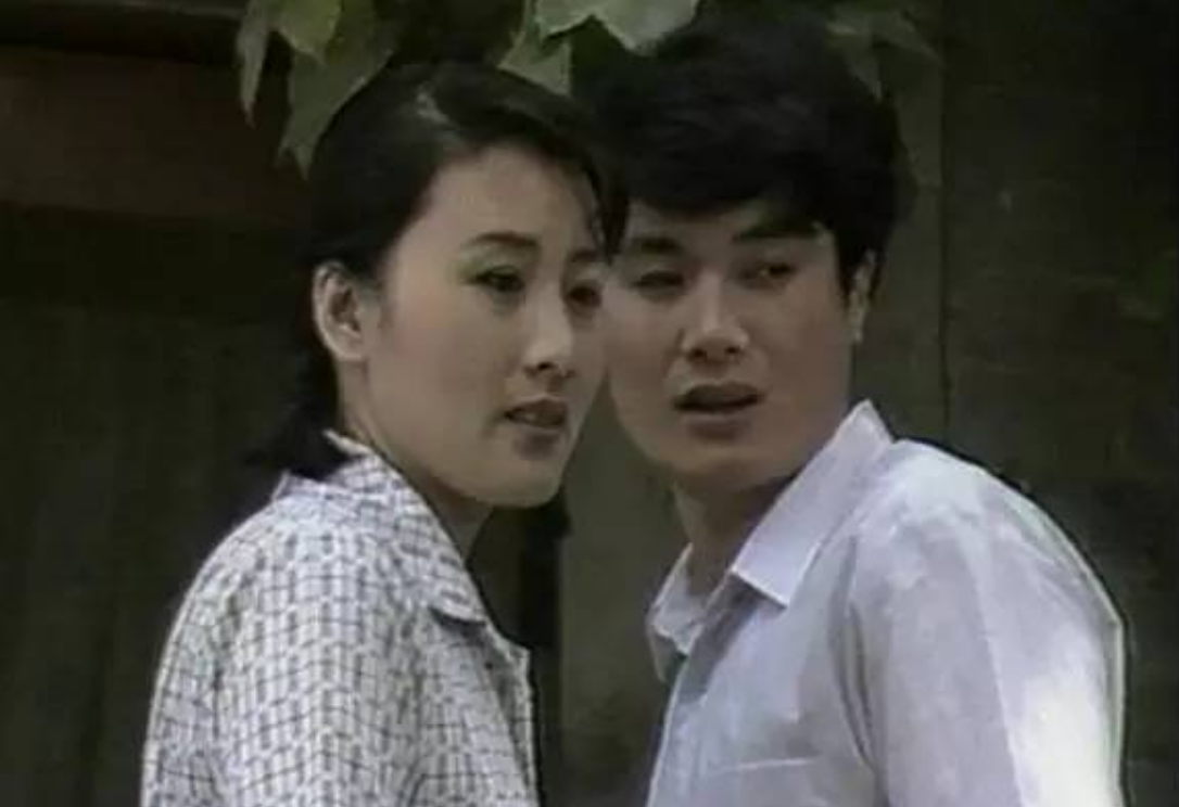 回顾演员孙松娶小10岁娇妻侯继林恩爱相伴24年无儿无女也幸福