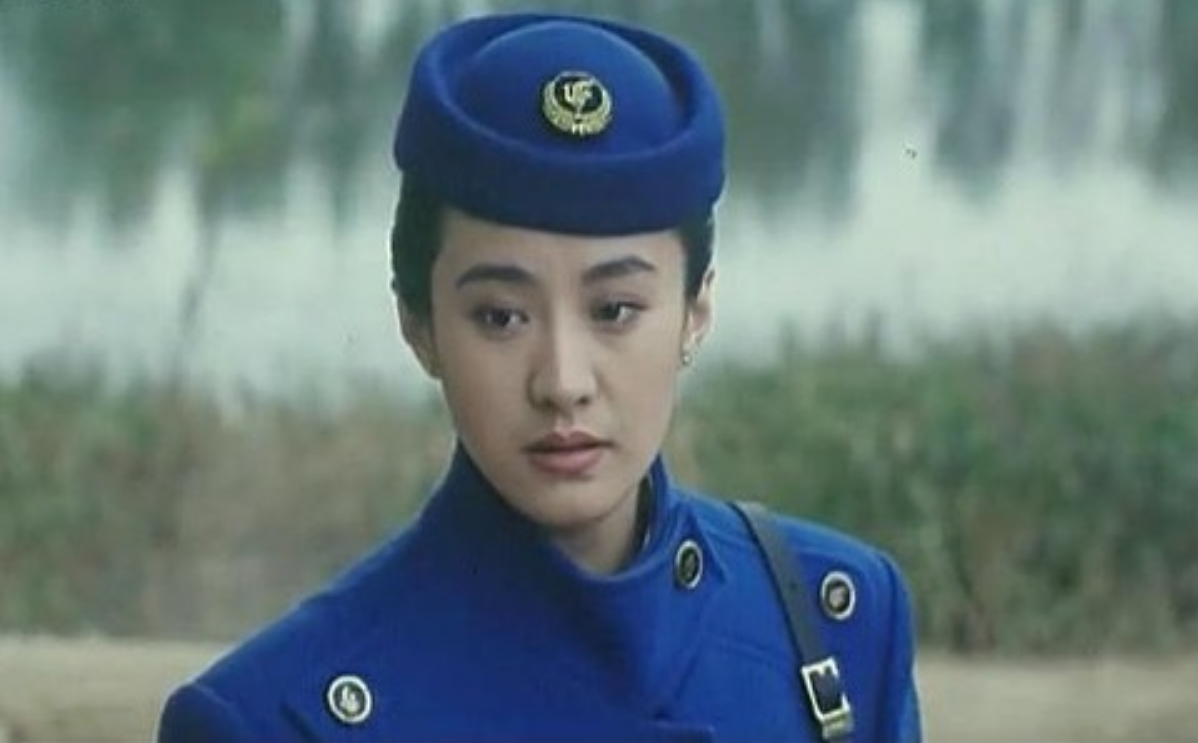 回顾剧雪嫁著名导演为妻离婚后前夫病逝55岁无婚姻无子女