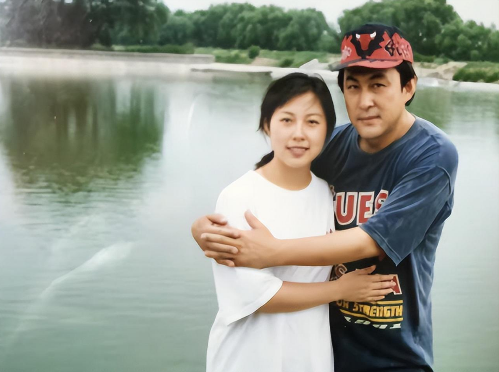 回顾陆树铭陪朋友参加话剧考试被考官相中被郭达推荐演了关羽