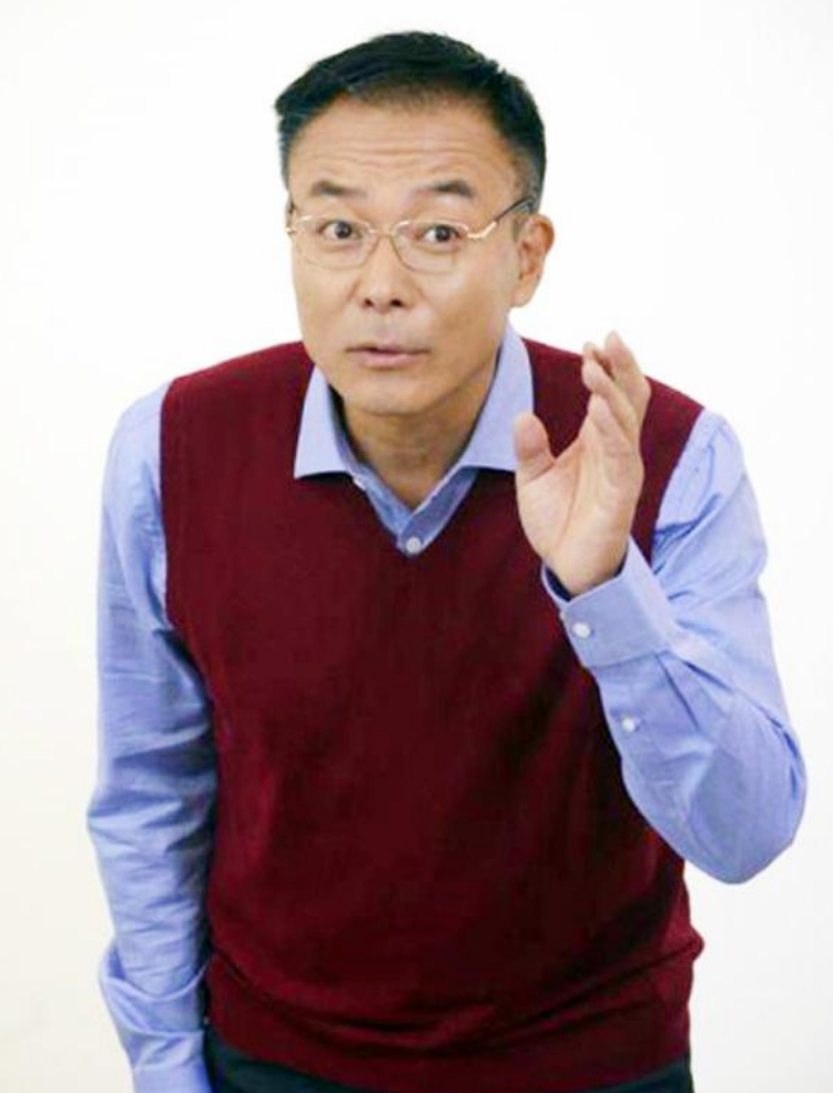 回顾谢园妻子邱悦婚后无儿无女丈夫去世2年多她的选择令人泪目